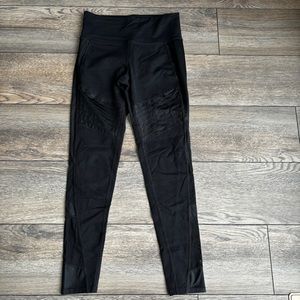 Athleta High Rise Powerful Gleam Moto Leggings Black #731507 Sz Small